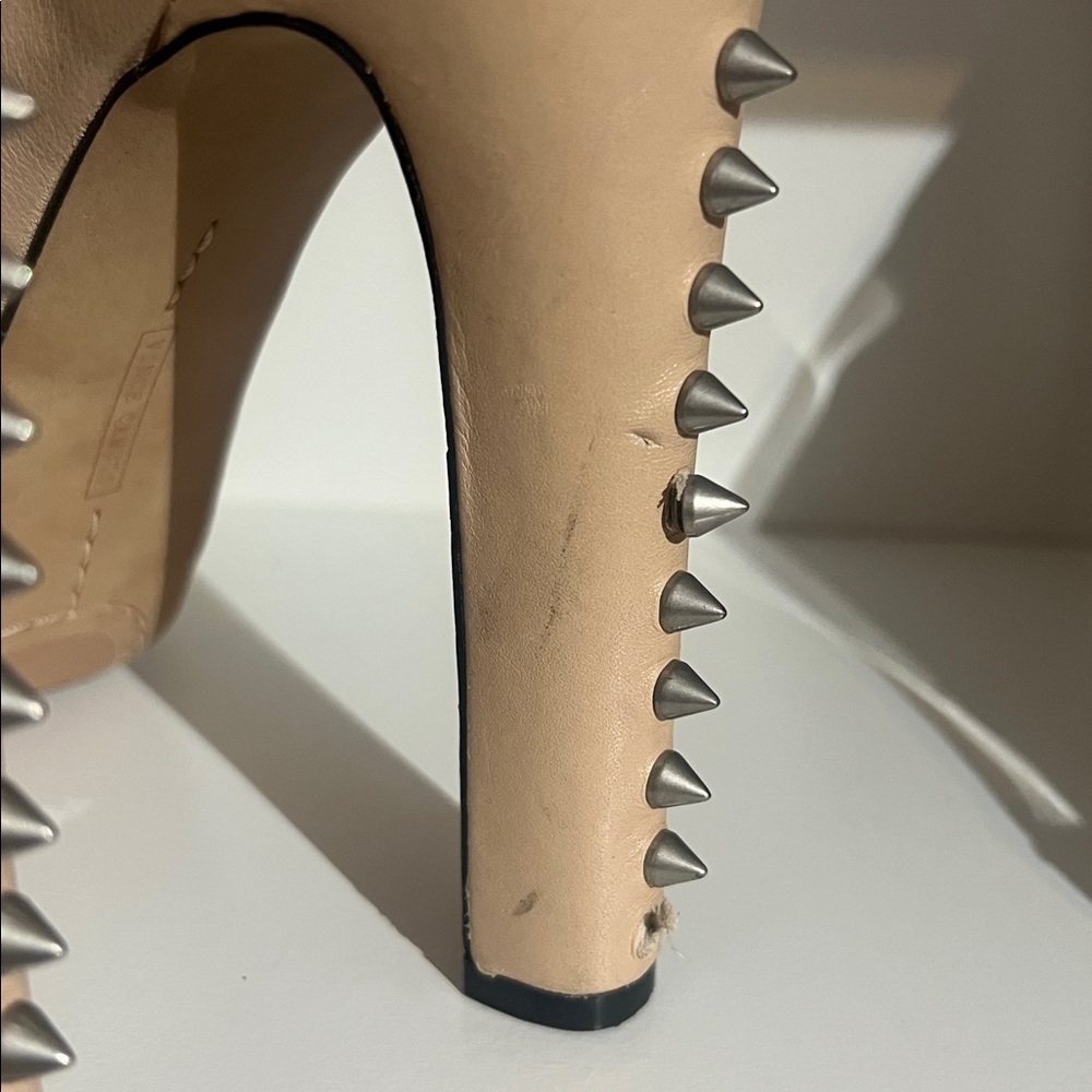 Vince Camuto Jamma Studded Crinkle Pumps - Picture 8 of 16